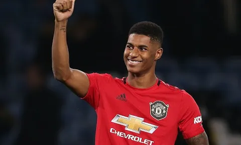 Nghỉ thi đấu, Rashford vẫn khiến CĐV M.U bấn loạn vì 1 hành động