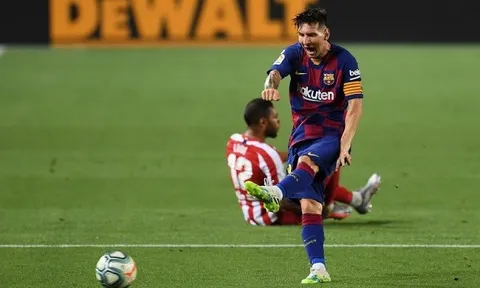 Ngôi đền 700 bàn Messi vừa bước vào có mặt những huyền thoại nào?