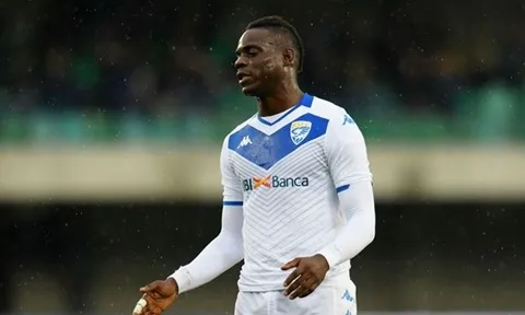 “Ngựa chứng” Mario Balotelli công khai “thả thính” Napoli