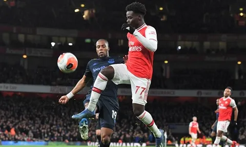 "Người Arsenal ghét tôi, nhưng cậu ấy là 1 cầu thủ ra trò"