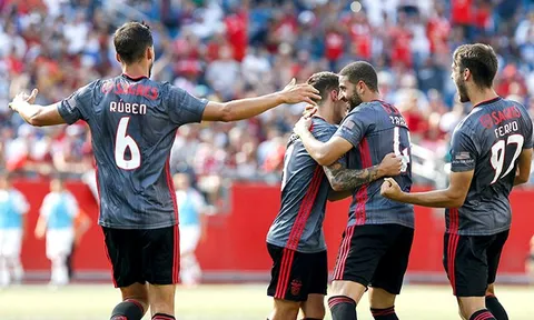Người cũ gieo sầu, AC Milan nhận đòn đau trên đất Mỹ