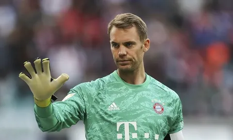 Người cũ lên tiếng cảnh báo Bayern về việc gia hạn hợp đồng với Neuer