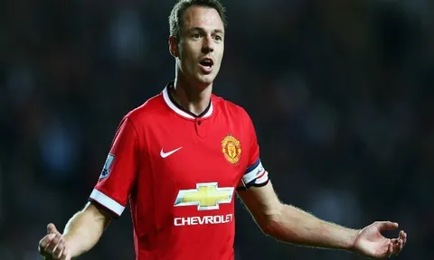 "Người mà Sir Alex xem là đội trưởng tiếp theo, đã bị Man United bán đi"