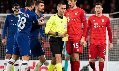 Nhận thông tin trời giáng, Bayern biến thành "Hùm xám" không nanh trước Chelsea?