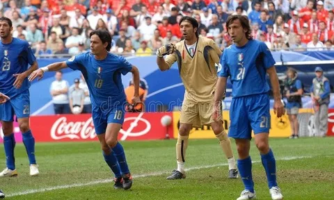 'Nhiều người từ đội hình vô địch World Cup 2006 đã trở thành HLV'