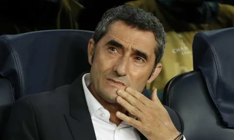 Nhìn CLB chọn HLV mới, fan Barca: "Gã này thì khác gì Valverde đâu?"