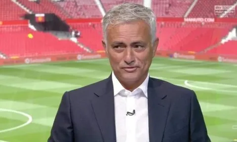 NHM dậy sóng trước tuyên bố "Man City B mạnh hơn Man Utd"