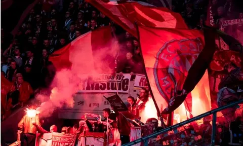 NHM "quậy tung" khán đài, sếp lớn Bayern nổi trận lôi đình