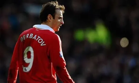 Những "số 9" vĩ đại nhất của Man United