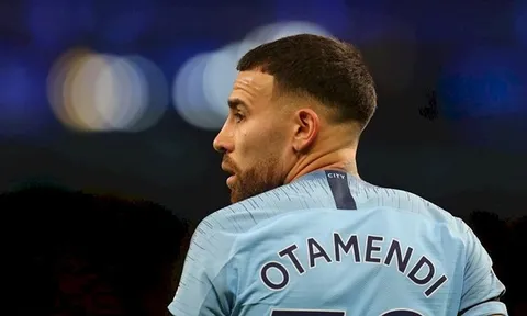 Ngoảnh mặt với người đồng hương, Simeone tăm tia trò cưng của Van Gaal