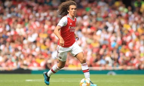 Guendouzi: "Emery nói với tôi 1 câu về năm nay"