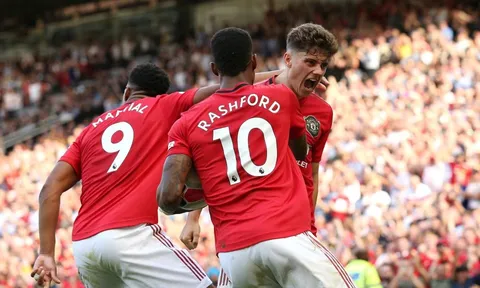 "Đó là một sát thủ trời sinh. Còn Rashford, tôi lo lắng về cậu ấy"