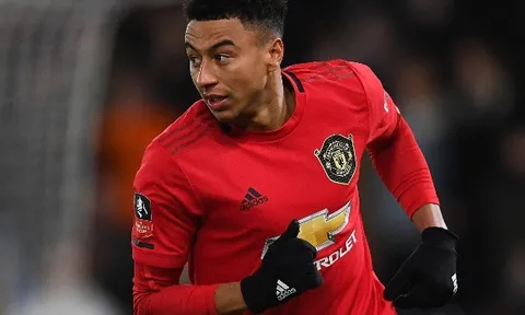 Tỏa sáng trước Aston Villa, Lingard đi vào lịch sử Premier League