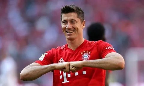 Nổ súng ầm ầm, 'Trọng pháo' Bayern được đồng đội khen nức nở