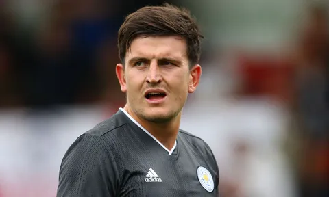 Sắp ngã ngũ! Bạn gái xác nhận Maguire trên đường tới Man Utd?