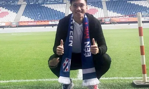 NÓNG: Đoàn Văn Hậu vượt qua bài kiểm tra y tế tại CLB SC Heerenveen