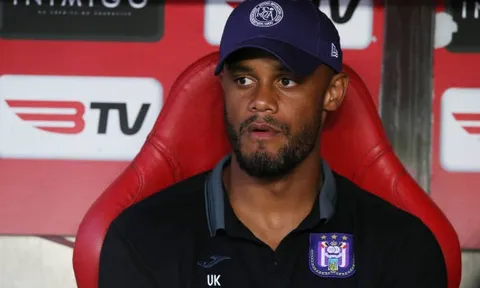 'Lần đầu' làm HLV, Kompany ngay lập tức tạo cú sốc