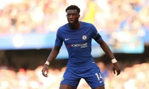 Nóng lòng rời Chelsea, tiền vệ người Pháp có động thái khó tin