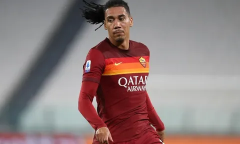 Nóng lòng rời Man United, Smalling hành động khó tin