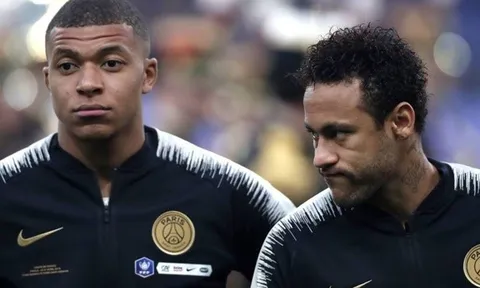 NÓNG! Neymar phá vỡ im lặng sau khi bị Mbappe kéo người xô ra ngoài