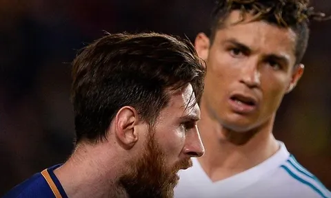 NÓNG! Phá vỡ im lặng, Ronaldo tuyên bố sự khác biệt với Messi