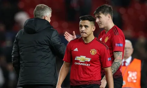 NÓNG! Solskjaer lên tiếng, sáng tỏ tương lai Sanchez tại Man Utd