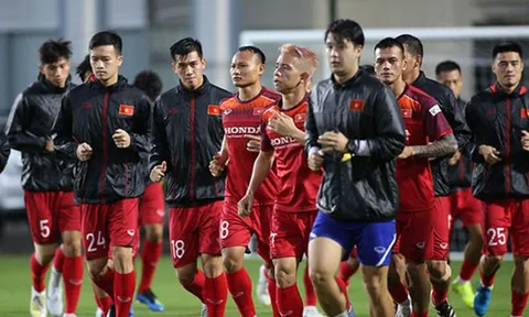 Báo Thái Lan quan ngại khi VPF dời lịch V-League, nói 1 điều về ĐT Việt Nam