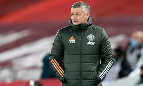 Đưa Man Utd 'lên đỉnh', Solskjaer trải lòng về tin đồn bị sa thải