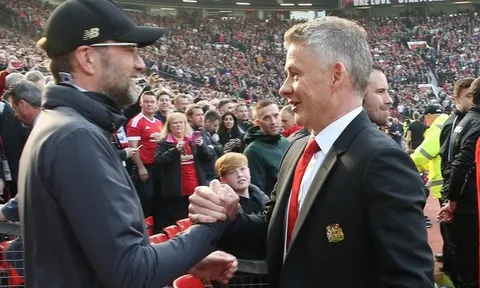 Solskjaer thích phản công, nhưng MU cần 'vác sách' theo học Liverpool