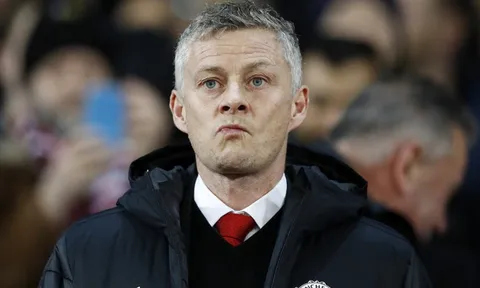Ole đang "phung phí" Pogba?