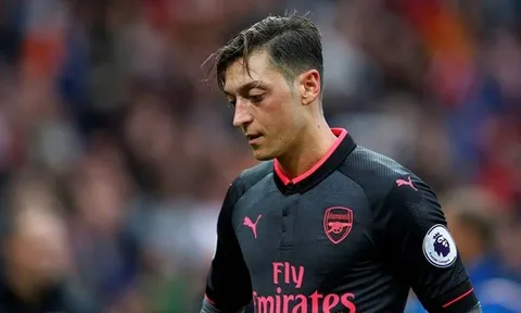 “Ozil sẽ không bao giờ chơi cho một đội do Jurgen Klopp dẫn dắt”