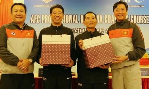 VFF chọn chuyên gia Nhật 'xây nền' cho thầy Park: Coi chừng sai!