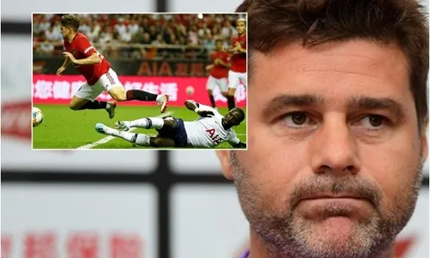 'Tôi thay mặt các cầu thủ gửi lời xin lỗi tới Manchester United'