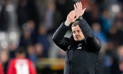 Evra: 'Tôi đã nói với Solskjaer làm ơn hãy cho cậu ta cơ hội'
