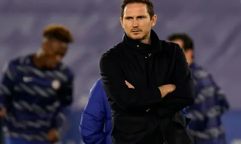 Paul Merson chỉ ra 1 cái tên có thể giúp Lampard "gỡ rối tơ lòng" tại Chelsea