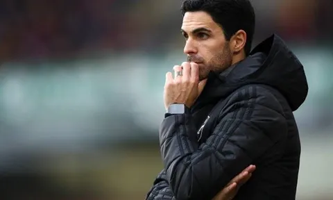 Người cũ mách Arsenal bổ sung 3 vị trí, mua luôn 'kẻ thừa' Man City