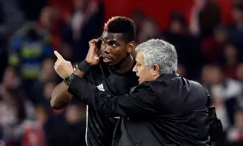 Fan Quỷ đỏ: "Mourinho đã đúng, loại bỏ cậu ta đi"