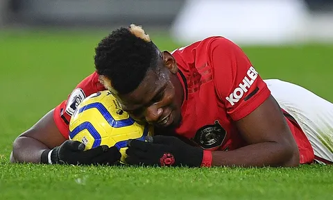 "6 tuần tới mà không ổn, cậu ấy sẽ phải rời Man United"