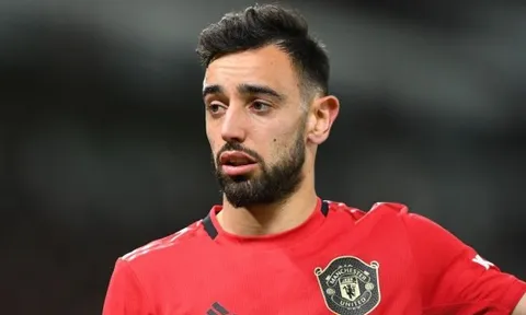 Sau tất cả, Paul Scholes nói thẳng 1 câu về Bruno Fernandes