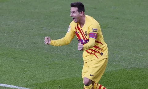 Pep Guardiola lên tiếng về khả năng chiêu mộ Messi