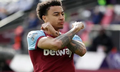 Peter Crouch: "Man Utd nên đổi Lingard để chiêu mộ ngôi sao của West Ham"