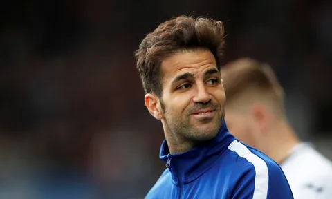 Phản ứng của Fabregas khi chứng kiến "điều tồi tệ" xảy ra với Chelsea