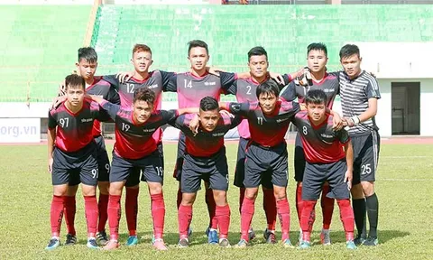 Phản ứng thái quá với trọng tài, 2 cầu thủ Tiền Giang nhận án phạt nặng từ VFF
