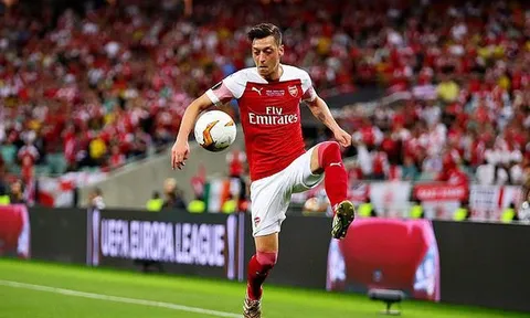 "Có lẽ họ không hiểu, cầu thủ Arsenal đó là 1 thiên tài ma thuật"