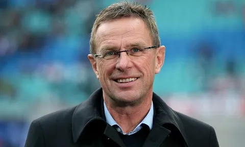 'Phù thủy' người Đức trải lòng về lùm xùm trên ghế HLV AC Milan