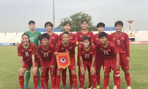 “Phục thù” cho đàn em U18, tuyển nữ Việt Nam đại thắng Campuchia