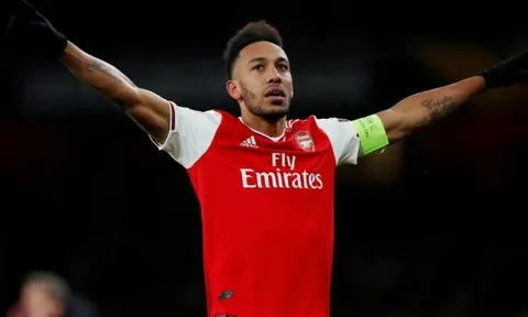 Vì một cái tên, Aubameyang không thể cập bến Chelsea