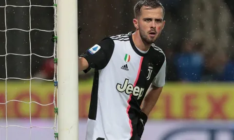 "Túng quẫn" vì corona, Juve quyết định bán "siêu tiền vệ" với giá khó tin