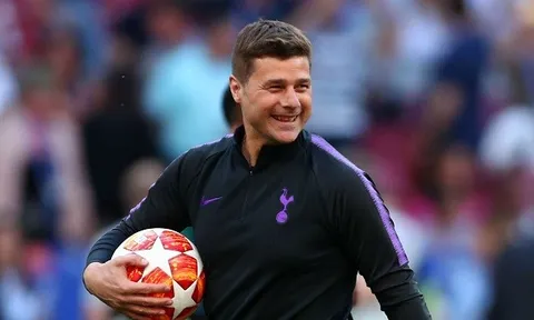 Trước màn đọ sức ở Hy Lạp, Pochettino nhận lời khen từ huyền thoại