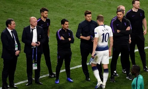 Pochettino: 'Thật khó để ngừng khóc, ngừng cảm thấy tồi tệ'